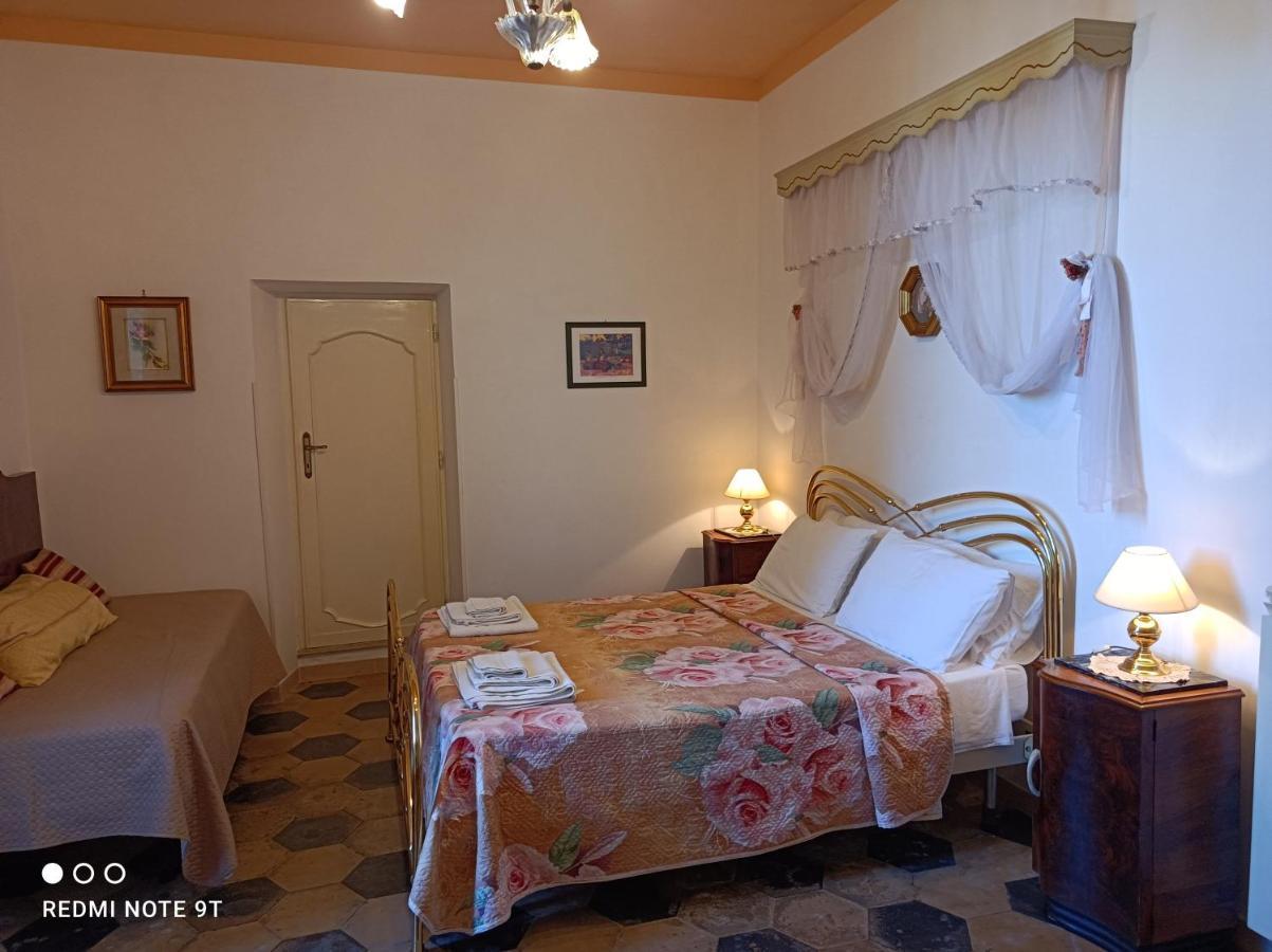Angelina Antica Dimora Bed & Breakfast Terracina Exterior photo