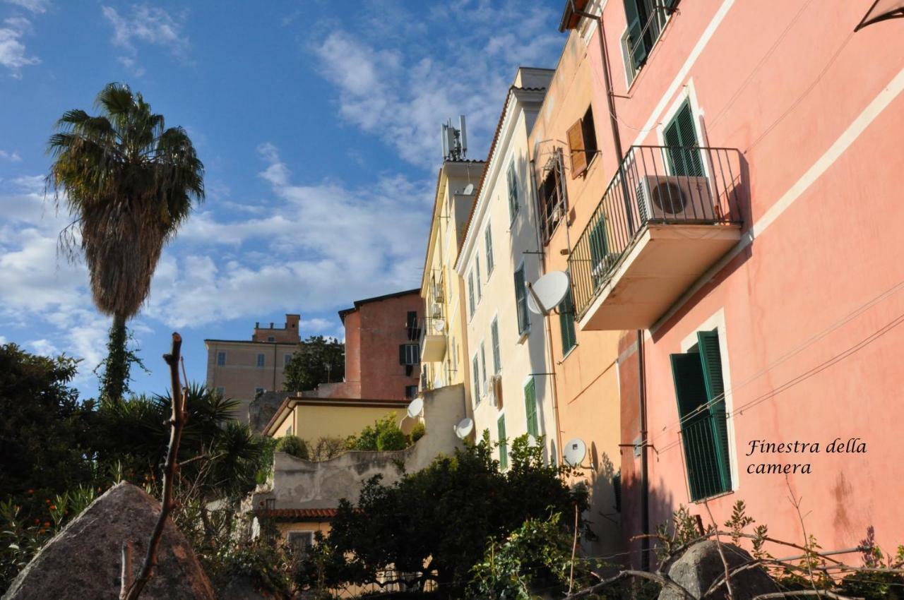 Angelina Antica Dimora Bed & Breakfast Terracina Exterior photo